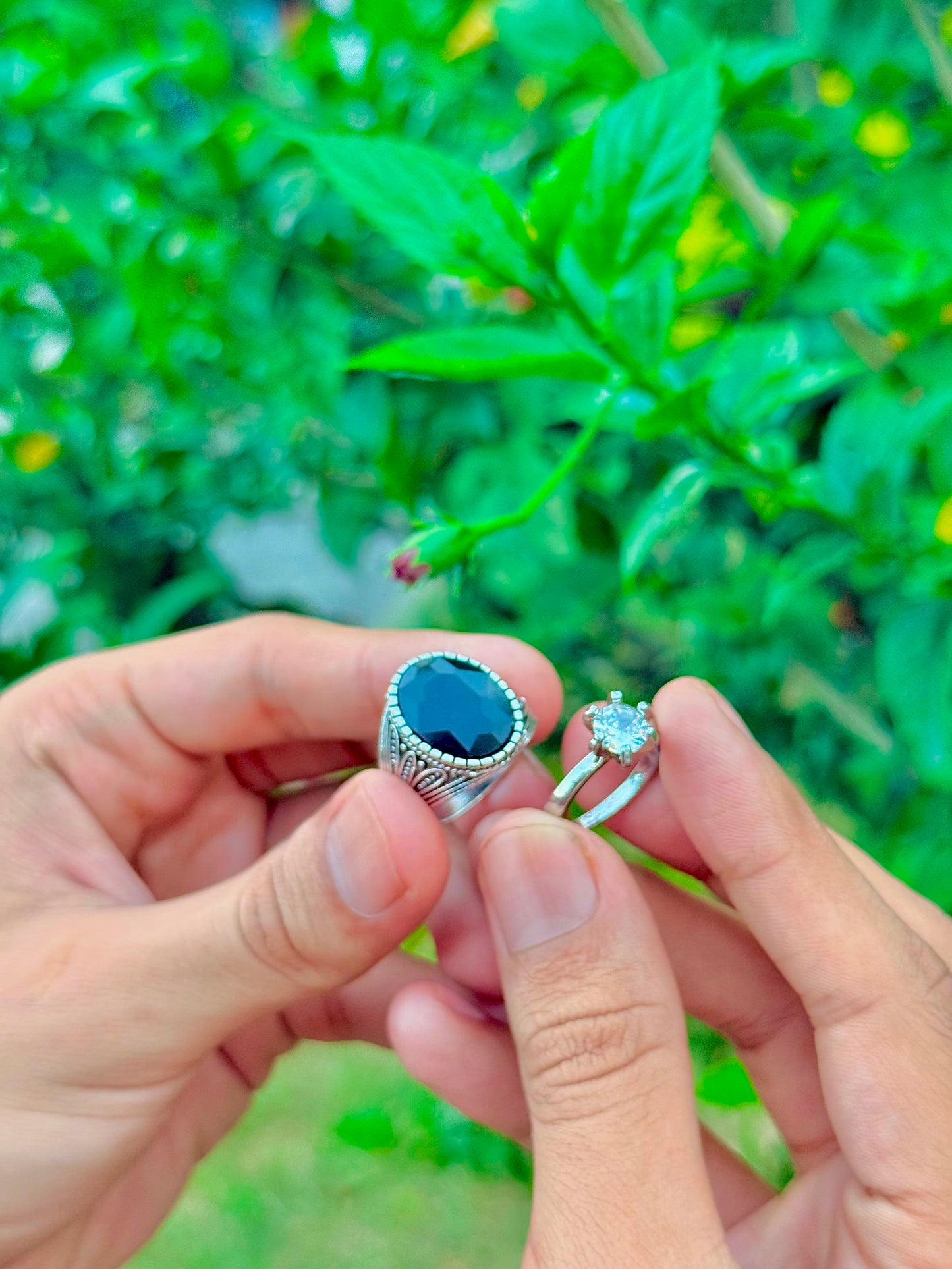 Couple Black Stone Rings – Elegant Matching Rings for Couples